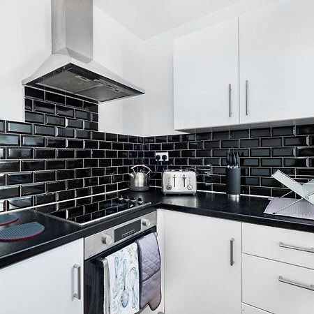 Meersbrook Luxury 2 Bedroom Apartment Sheffield Buitenkant foto