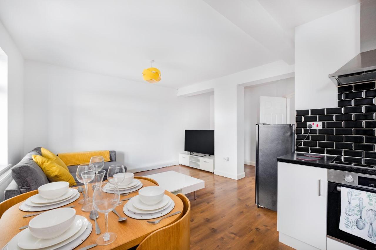 Meersbrook Luxury 2 Bedroom Apartment Sheffield Buitenkant foto